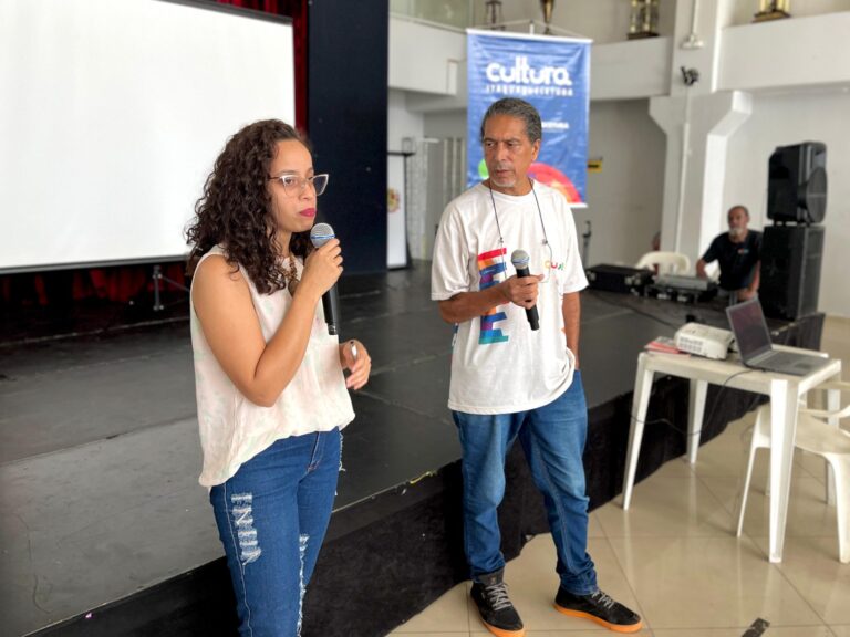 Cultura sedia encontro do Polo de Escuta do Plano Estadual do Livro